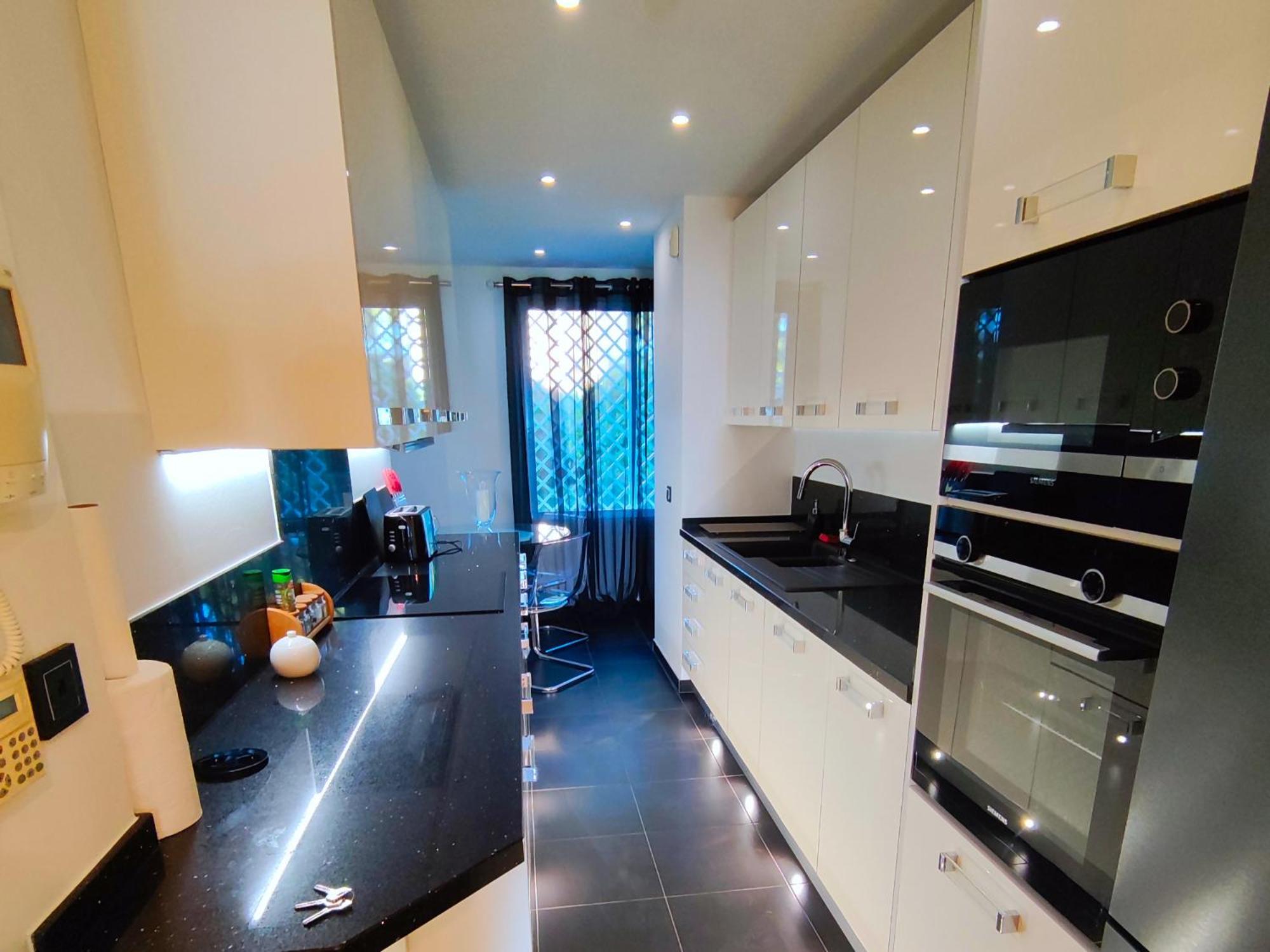 Luxury Frontline Residence Ehhouse 에스테포나 외부 사진